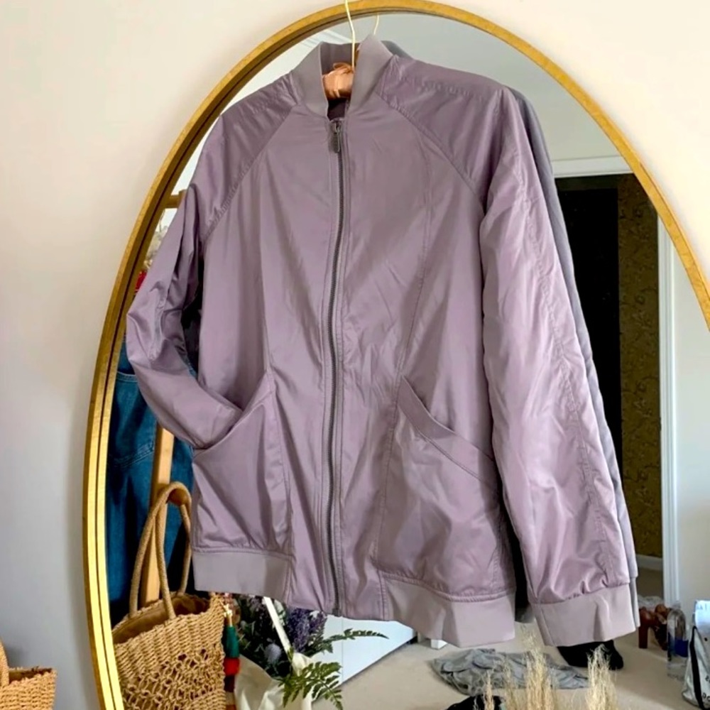 Lululemon reverser-able jacket